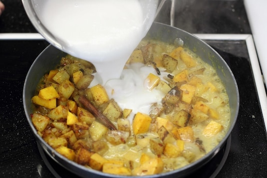 Curry ze smażonej dyni i ziemniaków - Krok 5