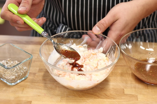Jogurt naturalny z otrębami i owocami - Krok 4
