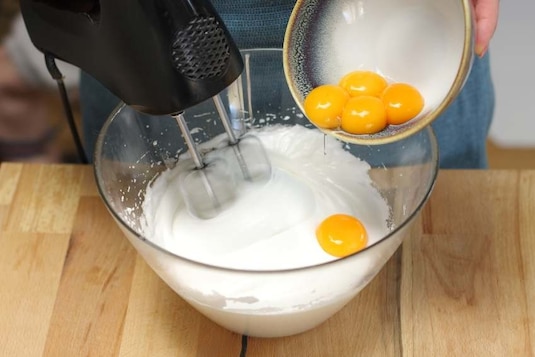Tort truskawkowy z mascarpone - Krok 1