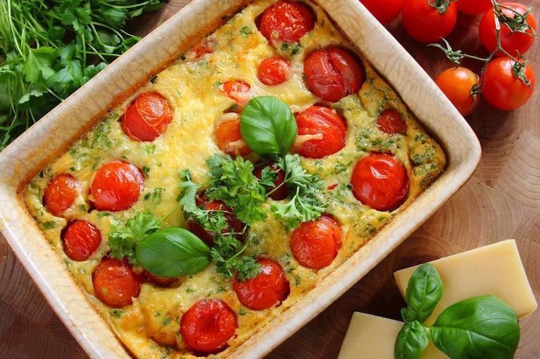 Przepis na Clafoutis z pomidorkami koktajlowymi Clafoutis z pomidorkami koktajlowymi