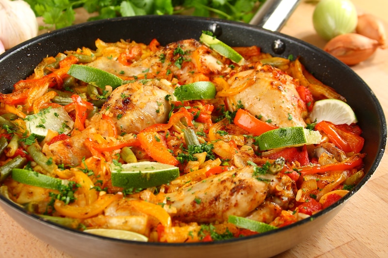 Paella z kurczakiem - VIDEO-image
