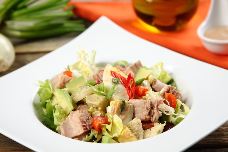 Tunacado salad – sałatka z tuńczykiem i awokado