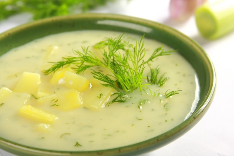 Zupa koperkowo – ziemniaczana